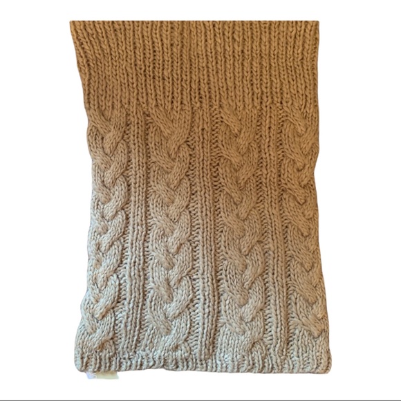 MICHAEL KORS CABLE KNIT SWEATER SCARF GOLD BUTTONS WOMENS GIRLS TEEN DESIGNER - Picture 4 of 5